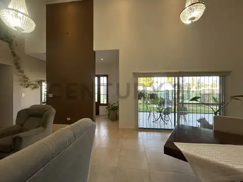 Casa en Venta en Padre Alejandro Stefanelli, USD 200.000