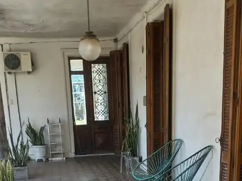 CASA ANTIGUA EN VENTA