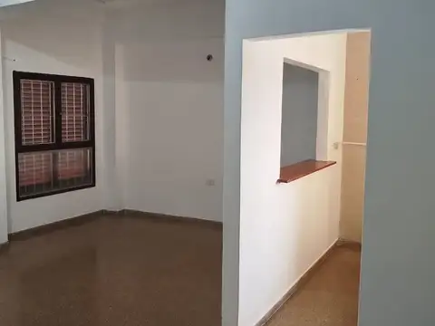 VENTA DEPARTAMENTO CENTRICO CON COCHERA