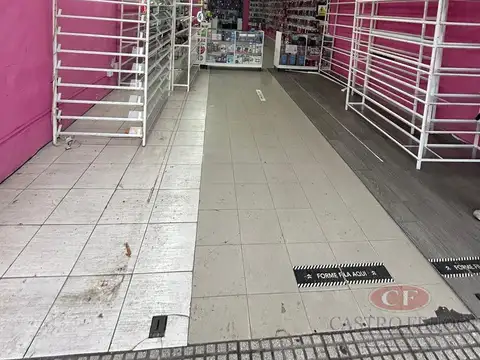 Local en Venta 60 años