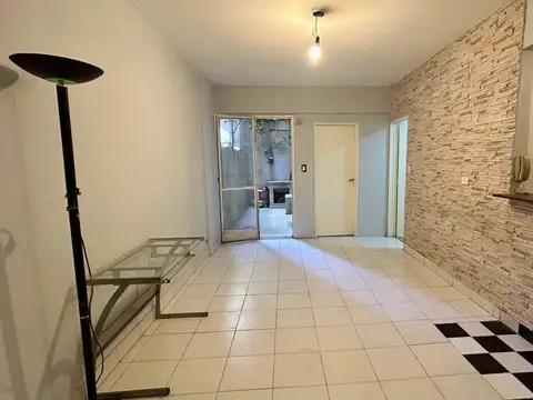 DEPARTAMENTO 2 AMBIENTES CON PATIO - BELGRANO