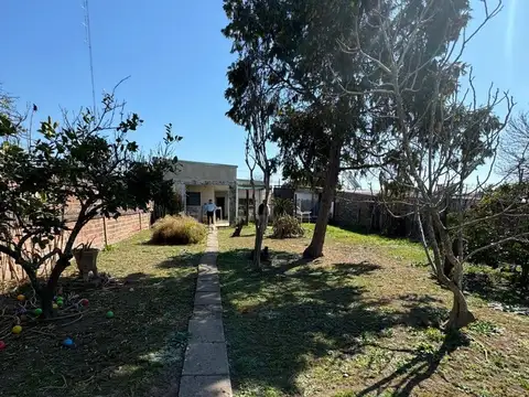 CASA 3 DORMITORIOS ZONA CENTRO GRUTLY