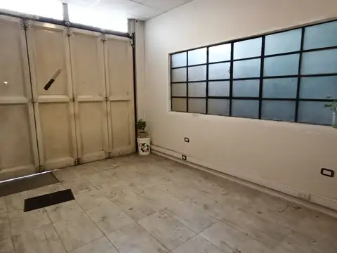 Galpon en Alquiler 21  mts Fondo