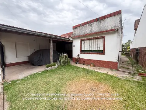 Casa en Venta con 1 cochera