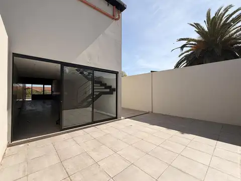 Local en Alquiler A Estrenar