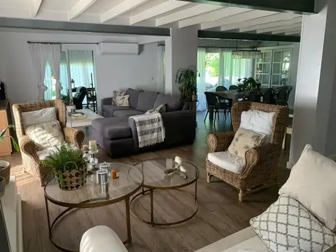 Casa en Venta de 4 dormitorios