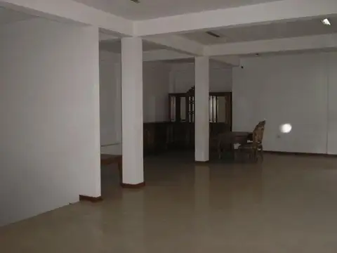 Av. H. Yrigoyen al 12000