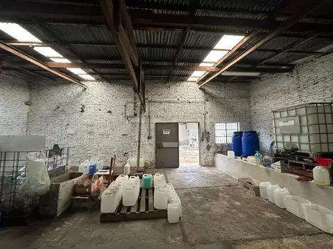 Galpon en Venta 23  mts Frente