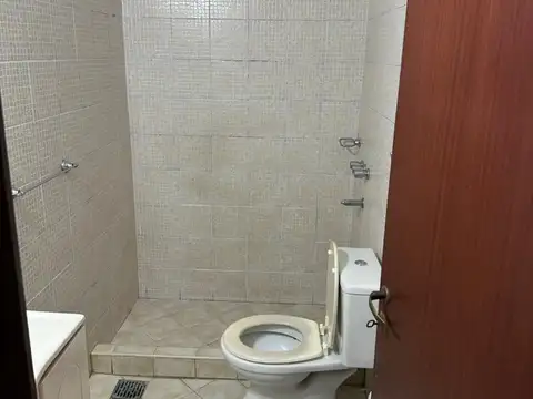 Departamento en Alquiler en Villa Del Parque, $ 700.000