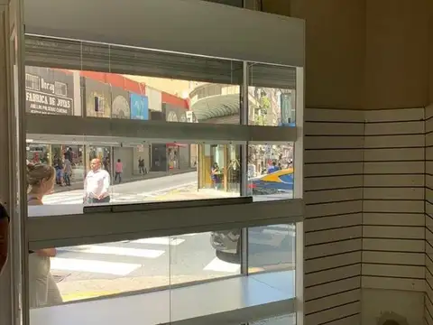 Local en Venta 50 años