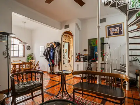 Depto Tipo Casa en Venta de 5 ambientes