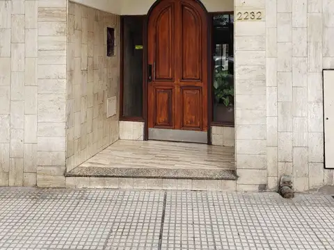 OPORTUNIDAD - Depto. de 2 Ambientes en Ramos Mejía