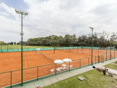 Terreno en Venta en Countries y Barrios Cerrados en Pilar, USD 70.000