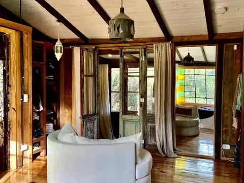 Casa en Venta con 4 cocheras