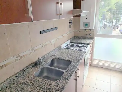 Departamento en Alquiler con 1 cocheras