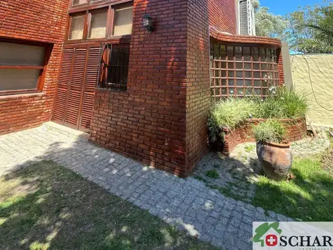 Casa en Venta en Campana, USD 450.000