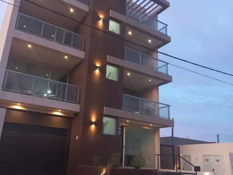 Edificio    en las grutas  con 6 semi pisos  con cochera total  equipados