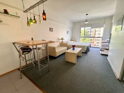 EXCELENTE MONOAMBIENTE AMOBLADO 