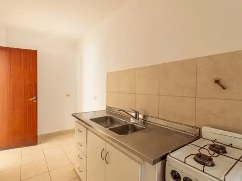 Venta departamento 1 ambiente San Isidro centro con cochera
