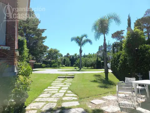 Casa en Venta con 1 cochera