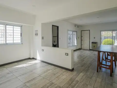 Casa en alquiler comercial 4 ambientes Ramos Mejía