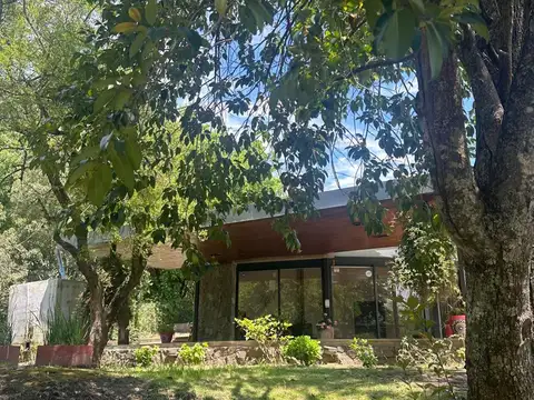 Calle Las Margaritas 100