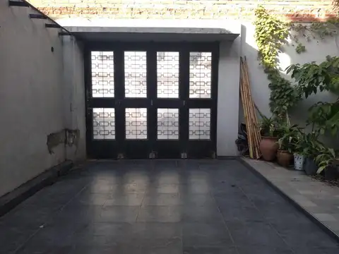 Depto Tipo Casa 5 ambientes con 2 baños
