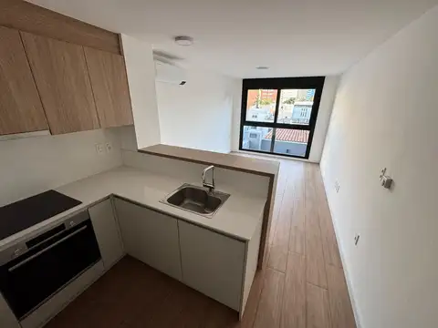 Departamento en Alquiler con 1 cocheras