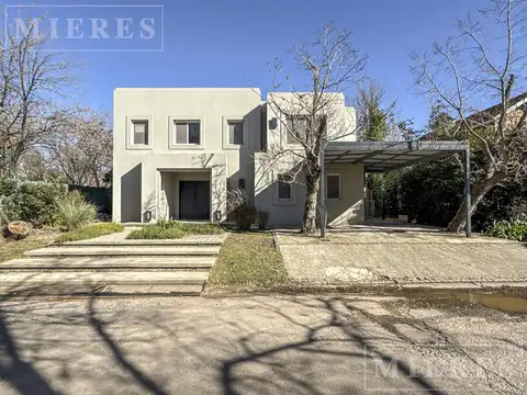 Casa en venta en Senderos II