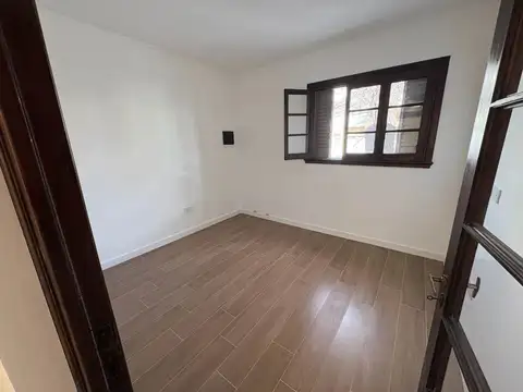 Depto Tipo Casa 2 ambientes con 1 baño