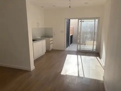 PH EN VENTA 2 DORMITORIOS LA PLATA RECICLADO