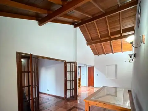 Casa en Alquiler en Berazategui Oeste, $ 1.200.000