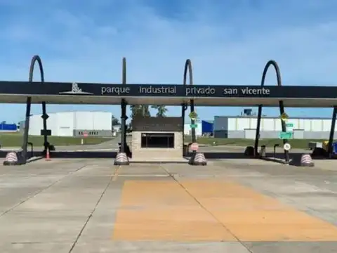 LOTE EN VENTA EN PARQUE INDUSTRIAL SAN VICENTE