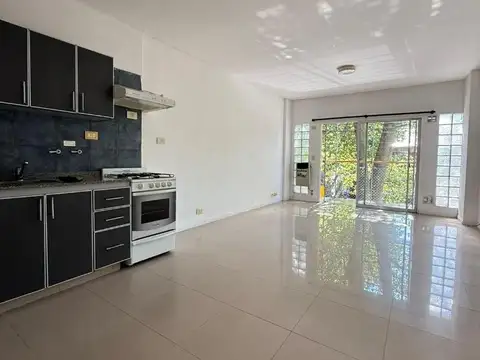 MONOAMBIENTE AL FRENTE CON BALCON SUPER LUMINOSO Y MODERNO