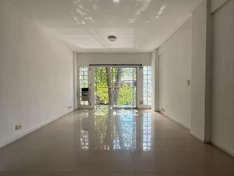 Departamento en Venta en Villa del Parque, USD 60.000