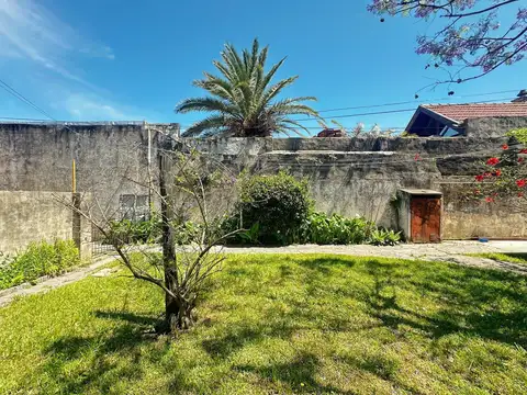 Depto Tipo Casa en Venta en Lanus Oeste, USD 60.000
