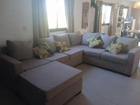 Casa en Alquiler en Villa Parque Santa Ana, $ 1.600.000