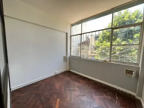 Oficina 2 ambientes con 1 baño