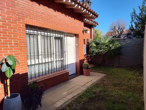 PH 4 AMBIENTES EN EXCELENTE ZONA!
