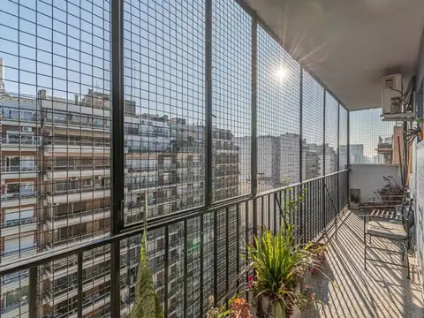 VENTA dpto 4 amb.c/dep Luz y Sol Caballito