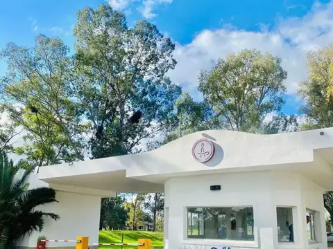 Lote 1500m2 en Venta Barrio El Candil
