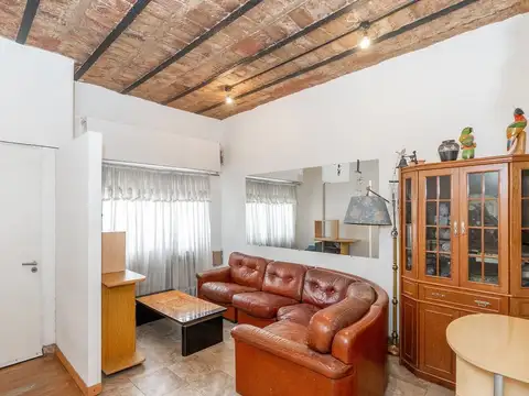 Depto Tipo Casa en Venta de 4 ambientes