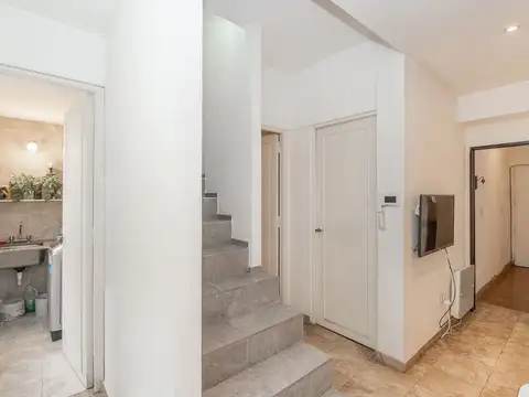 Depto Tipo Casa en Venta con 1 cocheras