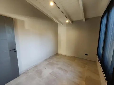 Depto Tipo Casa 2 ambientes con 1 baño