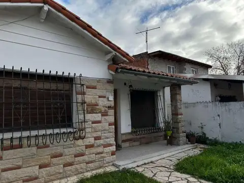 Bartolome Mitre 400