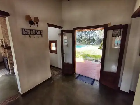 Casa 4 ambientes con 3 baños