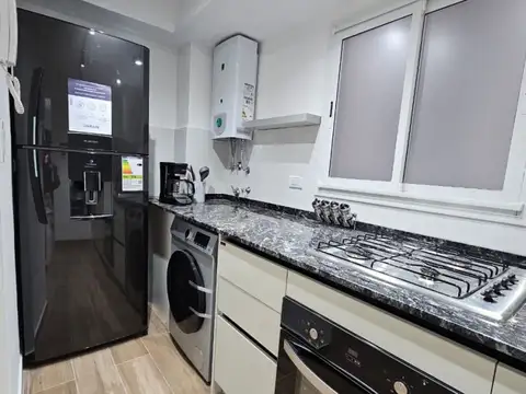 venta de departamento 2 ambiente con balcon saliente a la calle