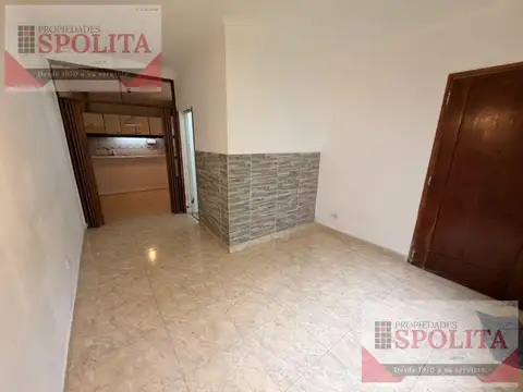 Casa 5 ambientes con 1 baño