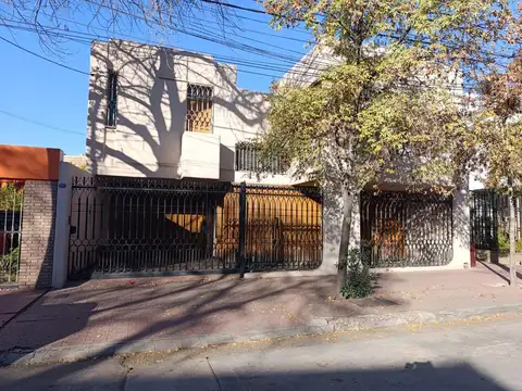 COCUCCI INMOBILIARIA vende excelente casa en ciudad