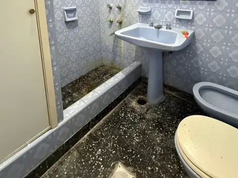 Depto Tipo Casa en Venta con 1 cocheras